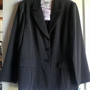 Pinstripes Blazer 3 Buttons Brand new